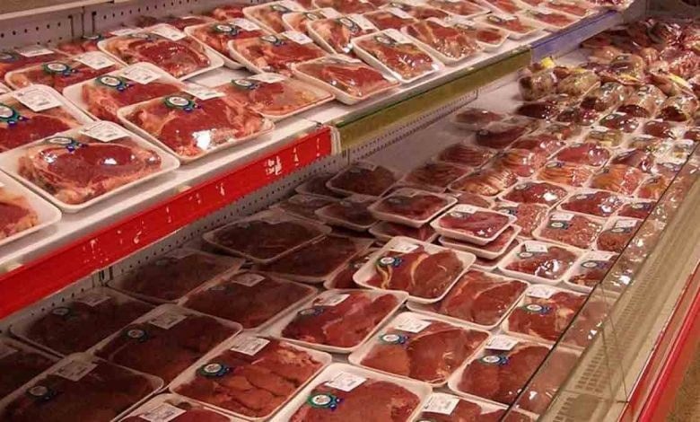 بازار گوشت در گرو دلالها / چرا گوشت ۳۰۰ هزار تومان گرانتر از قیمت منطقی است؟