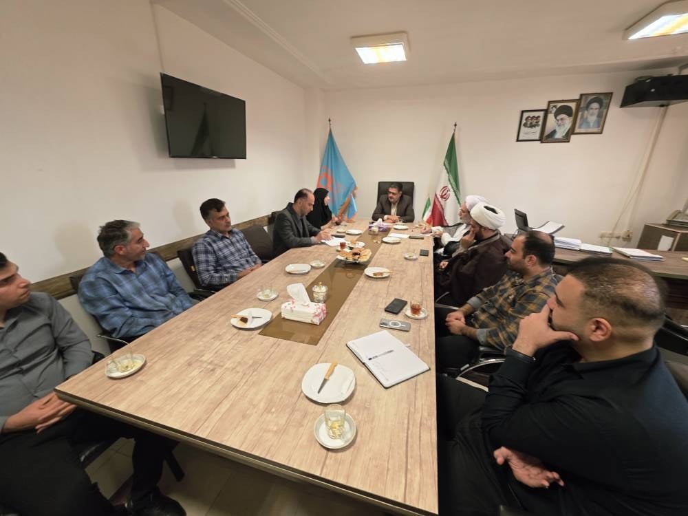 عادلی: کارکنان بنیاد مسکن گیلان از پذیرش هدیه مراجعان خودداری کنند