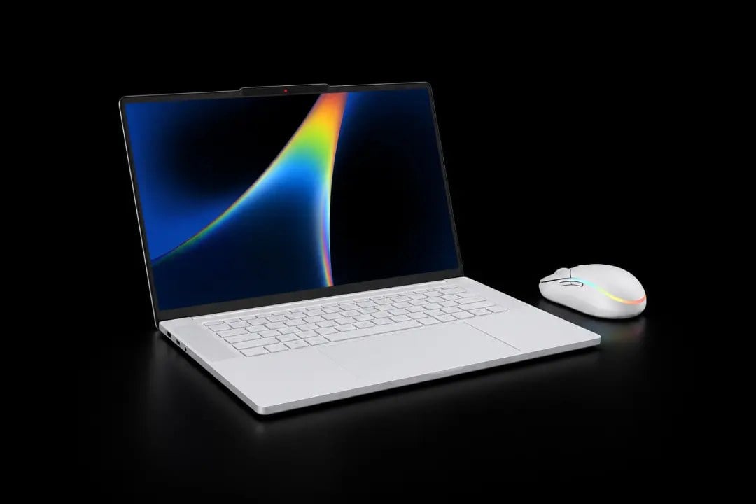 جزئیات شگفتانگیز گوگلبوک ۱۵ لنوو با نمایشگر OLED و تشخیص چهره اختصاصی