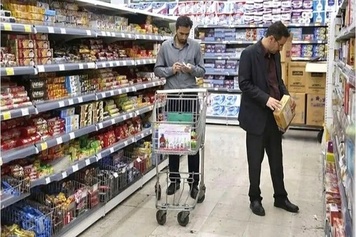 تاکید رئیس اتاق اصناف تهران بر لزوم رعایت قیمتهای مصوب در بازار/ هشدار درباره گرانیهای خودسرانه