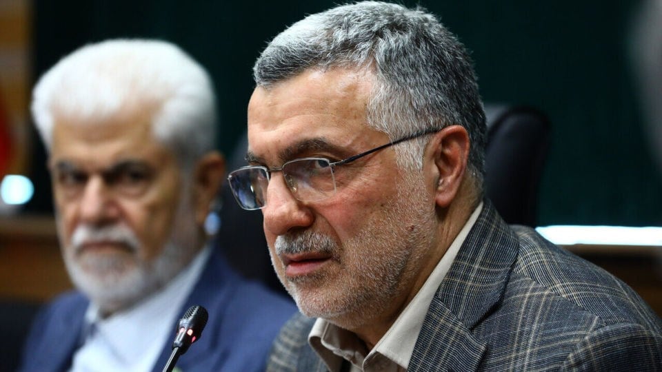 وزیر بهداشت: بیمه‌ها برای جبران افزایش قیمت دارو، تامین اعتبار می‌شوند
