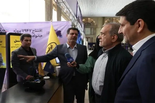 بازدید رئیسجمهور از جدیدترین دستاوردها و راهکارهای ارتباطی ایرانسل