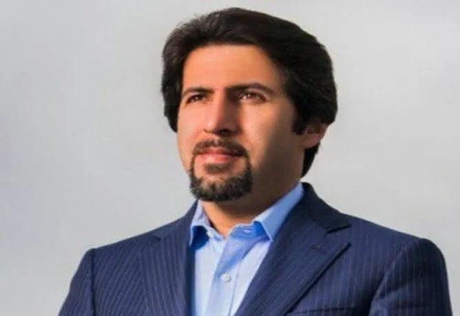 معاون وزیر کار با مدیرمسئول صراط نیوز «قرار دعوا» گذاشت | شنبه منتظرتان هستم!