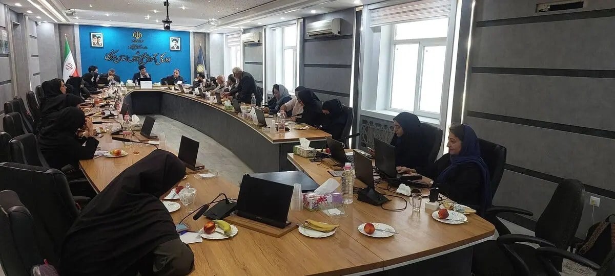 ممنوعیت دریافت هرگونه شهریه هنگام ثبتنام در مدارس دولتی و هیئت امنایی استان مرکزی / برنامهای برای آموزش مجازی در شرایط عادی نداریم