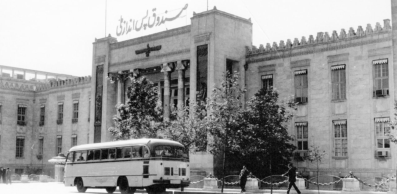 بانک ملی ایران ۹۸ ساله شد