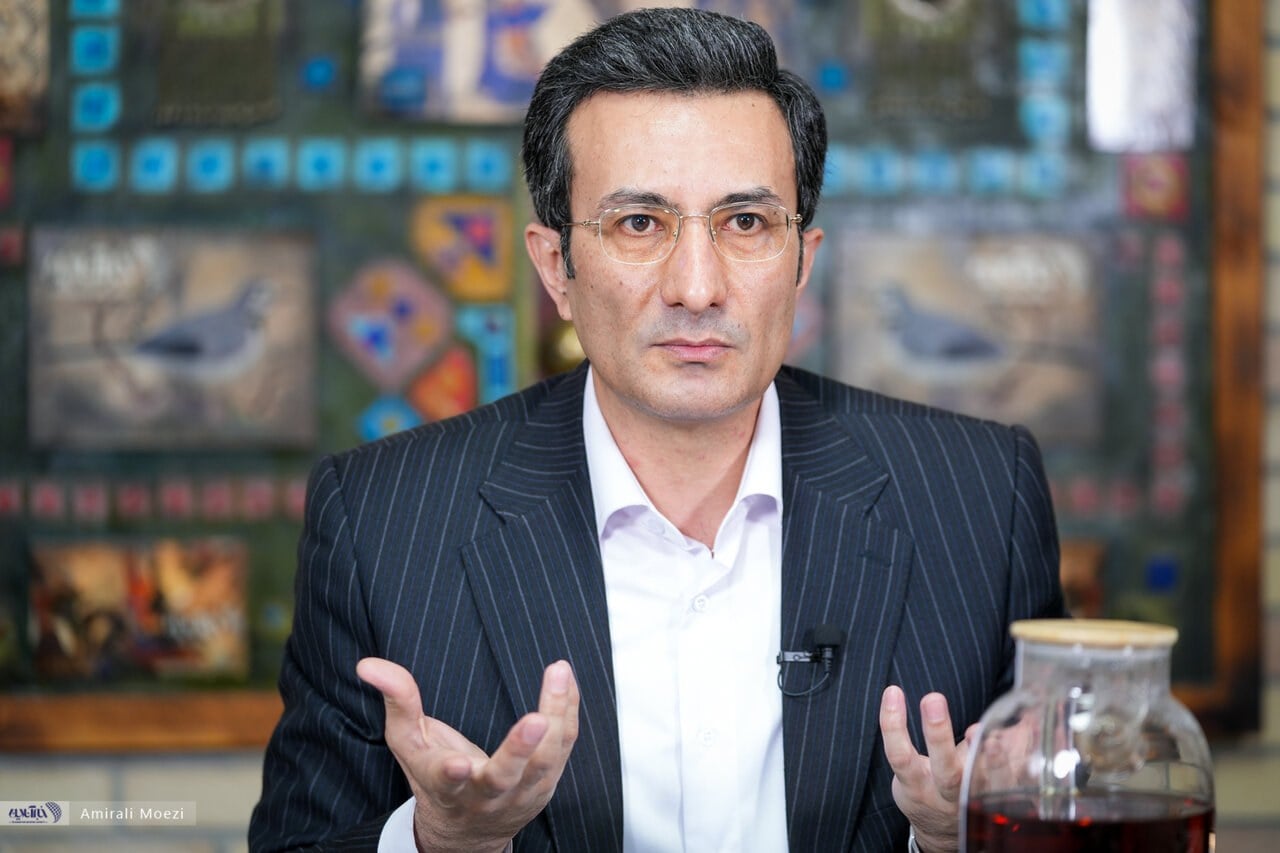 مرتضی نظری: هزار و ۱۰۰ ملک مدرسه دولتی بهجای آموزش رایگان به مدارس غیردولتی واگذار شده + ویدیو