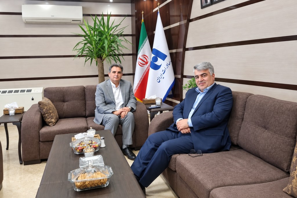 گام مهم فولاد شاهرود برای توسعه همکاریهای بانکی؛ راهکارهای رفع تعهدات ارزی بررسی شد