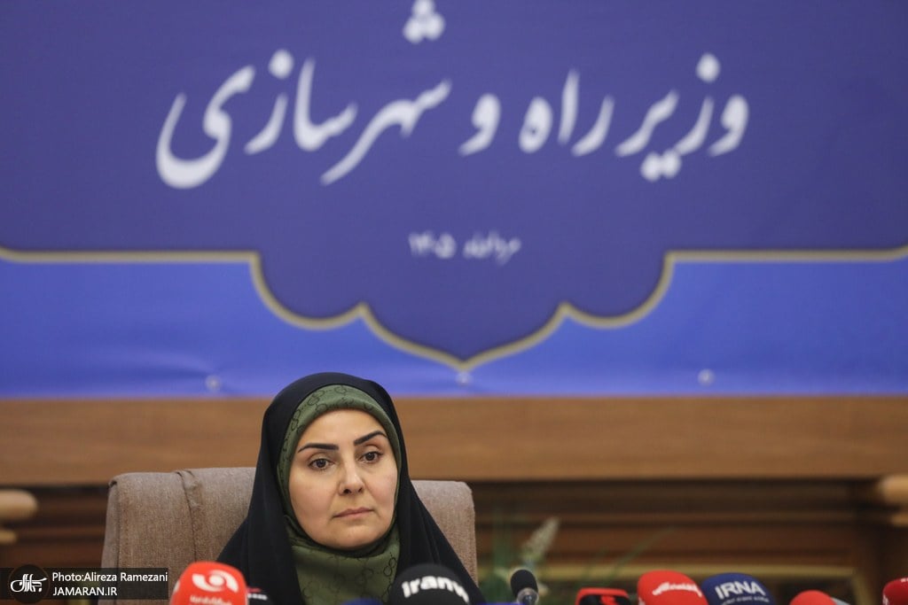 وزیر راه و شهرسازی: پروازهای خارجی برقرار است؛ مشکل خاصی در این زمینه وجود ندارد