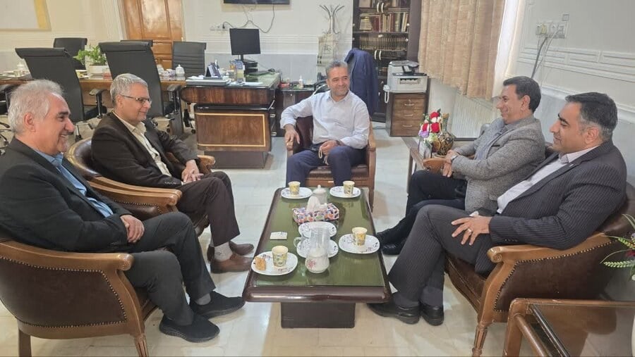 دیدار معاون توسعه کارآفرینی اداره کل بهزیستی استان اصفهان با سرپرست فرمانداری ویژه نائین