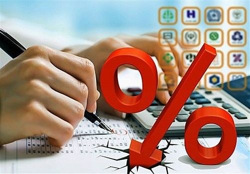 تثبیت سود بین بانکی در سقف بیست و چهار درصد و تداوم فشار هزینه پول