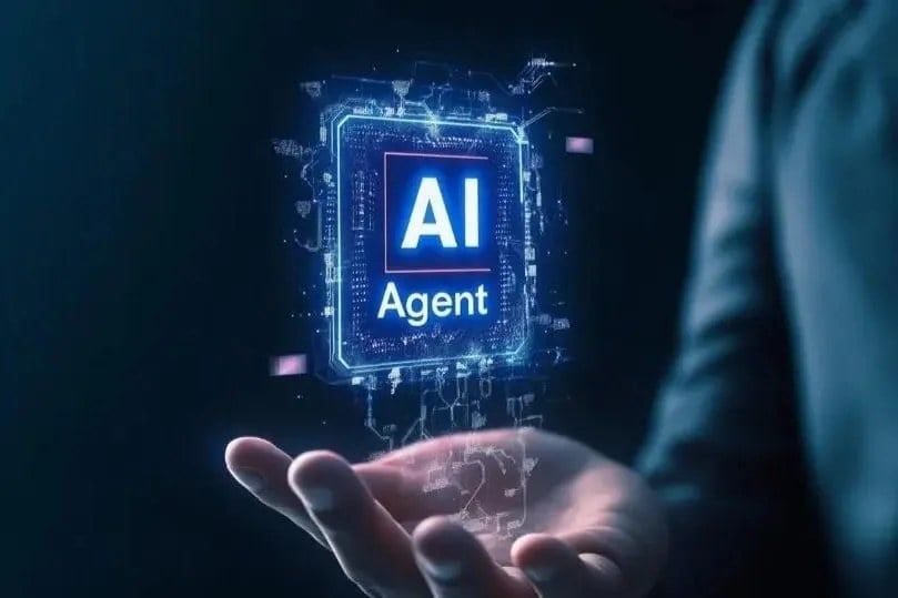 AI Agent چیست؟ | سیستمهایی که دیگر فقط حرف نمیزنند، عمل میکنند