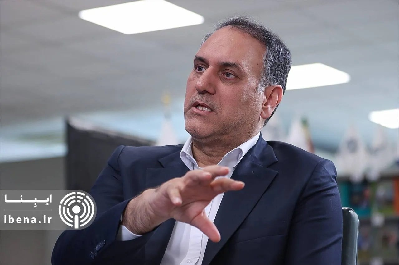 یا از بازار ارز بیاطلاعید یا منافع جناحی را ترجیح دادهاید