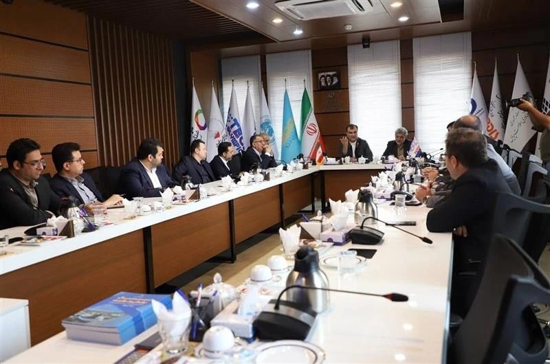 بازدید رئیس کل بیمه مرکزی از پارک فناوری پردیس؛ ارتقای توانمندیهای شركتهای وابسته و توسعه زیستبوم نوآوری بیمه