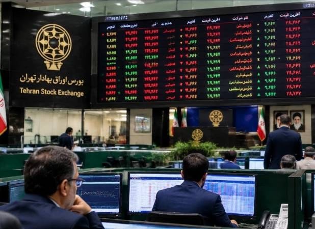 سایه سنگین نگرانیها بر معاملات بازار بورس تهران