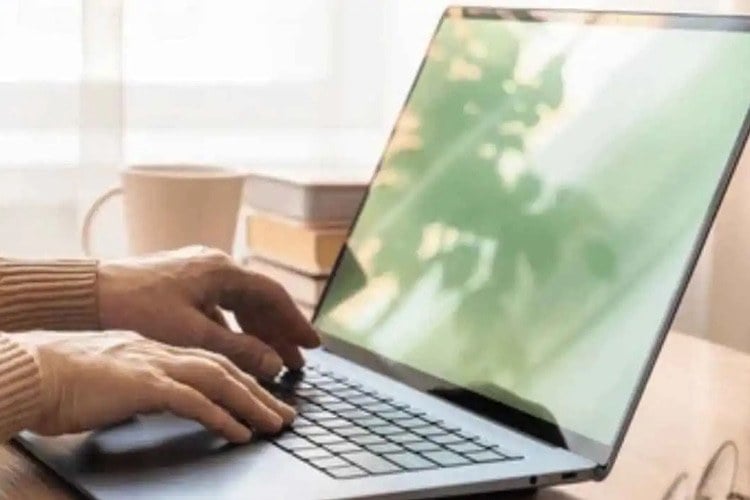 حتی بدون نام و عکس هم ممکن است هویت شما از روی نوشتهها فاش شود