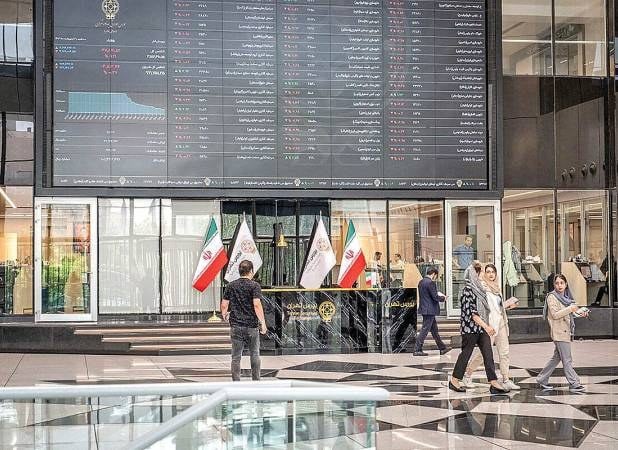 تغییر مسیر بازار سهام در سایه ترس و ابهام