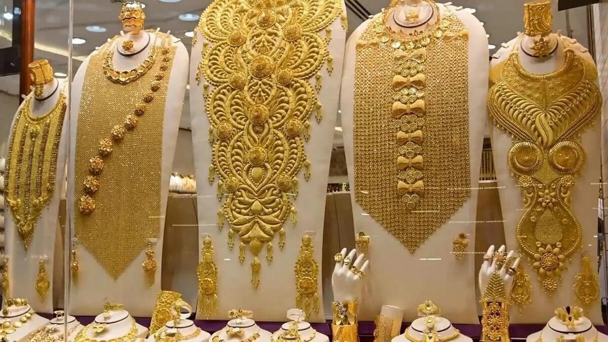 آینده قیمت طلا و سکه در بازار؛ طلای ۱۸ عیار به ۲۶.۵ میلیون تومان میرسد؟
