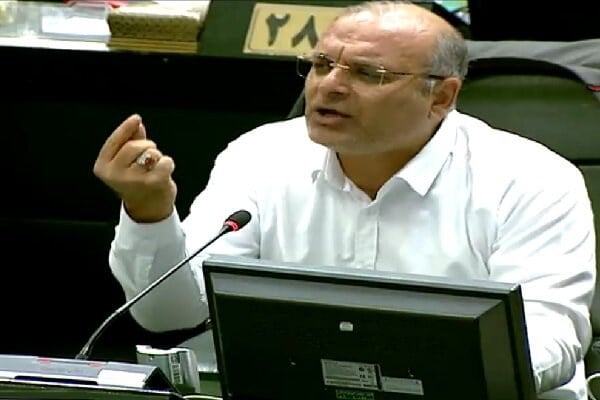 نماینده مجلس: قانون جدید بانک مرکزی نیازمند بازنگری است