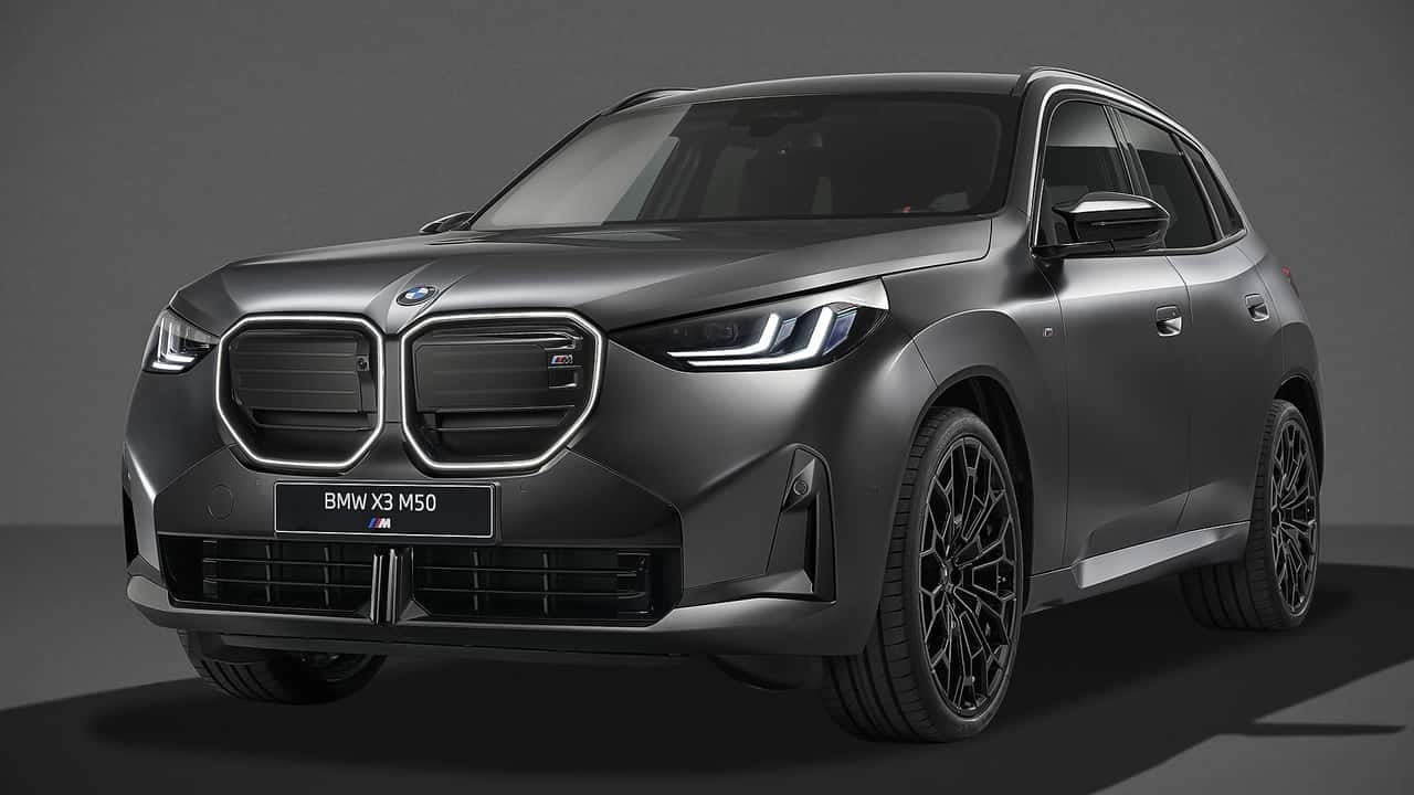بامو X3 M50 xDrive اکنون 437 اسب بخار دارد و با رینگهای مشکی و کابین کربنی عرضه میشود