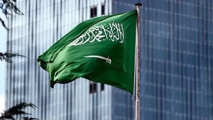 TRT فارسی - ملک سلمان دستور قانونی‌سازی وضعیت اقامت یمنی‌های فاقد مجوز در عربستان را صادر کرد
