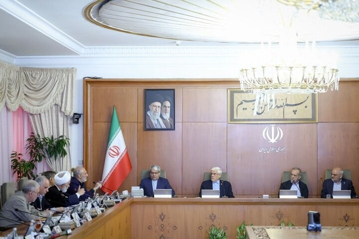بازسازی تأسیسات نفتی و گازی در دستور کار هیئت دولت