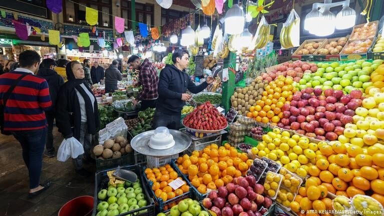 کاهش تورم نقطهبهنقطه در مهر؛ آیا فشار هزینههای خانوار کمتر شده است؟