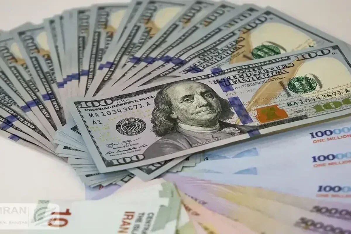 فروش دلار با کارت ملی متوقف شد؟ آخرین وضعیت سهمیه ۱۰ هزار دلاری