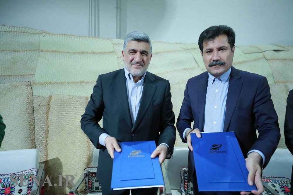 با حضور رییس سازمان بورس و معاون رییس جمهوری به امضا رسید:انعقاد تفاهمنامه همکاری سازمان بورس و معاونت توسعه روستایی و مناطق محروم ریاست جمهوری