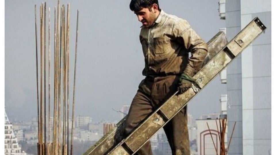 همه چیز درباره مشقتهای دریافت بیمه بیکاری برای کارگران اخراجی