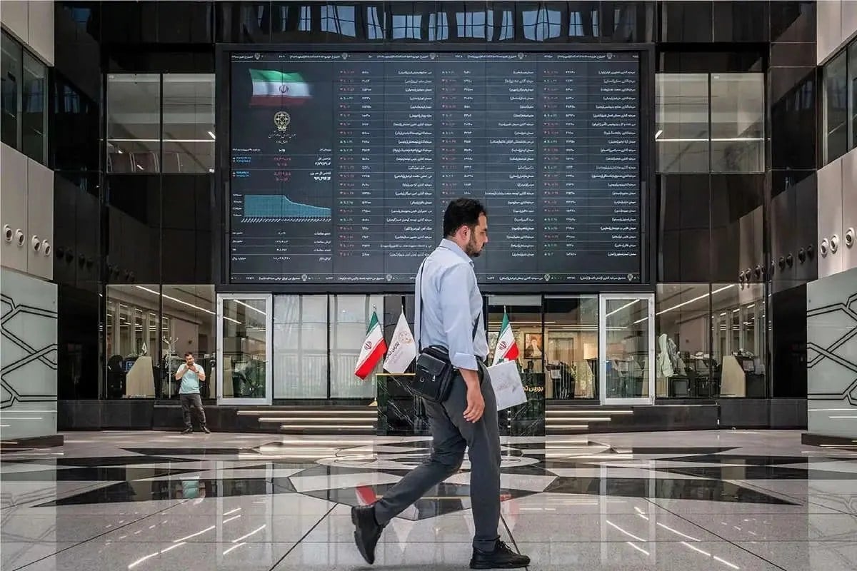 شروع متعادل بازار در آخرین روز کاری هفته (۲۲ مهر ۱۴۰۵)