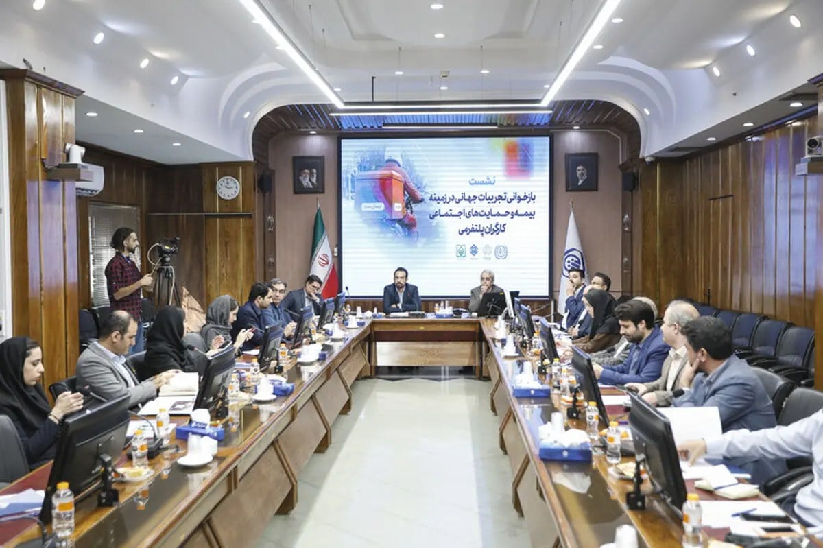 بررسی چالشهای بیمه در مشاغل پلتفرمی/ آیا رانندگان تاکسیهای اینترنتی «کارگر» هستند؟!