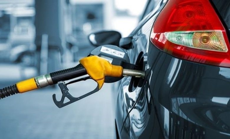 آزمون تازه مدیریت بنزین / اختصاص 50 لیتر بنزین 10 هزاری به کارتهای سوخت