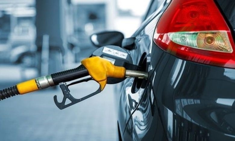 کاهش ۵۰ درصدی فروش خودروهای بنزینی