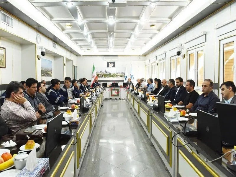 بررسی ظرفیت سازندگان و قطعهسازان آذربایجان شرقی برای تأمین نیازهای پتروشیمی تبریز