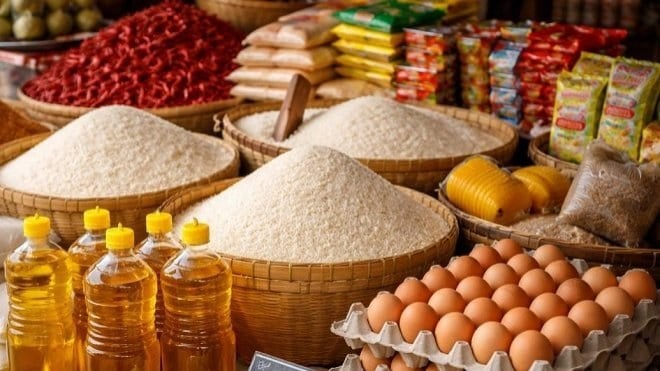 قیمت جدید کالاهای اساسی؛ مرغ کیلویی 250 هزار تومان