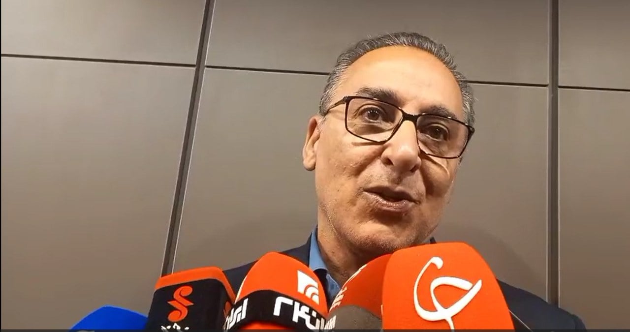 توقف کامیونها در مرز بازرگان به ۲۵ روز رسید/تحمیل روزانه ۱۵۰ تا ۱۷۵ دلار هزینه به کامیونهای متوقف در مرز+ فیلم