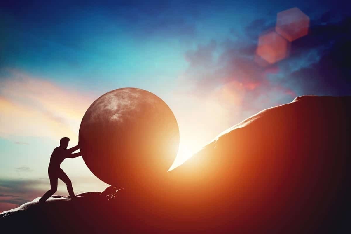 توکل بدون تلاش یا تلاش بدون توکل؛ اسلام کدام مسیر را تأیید می‌کند؟
