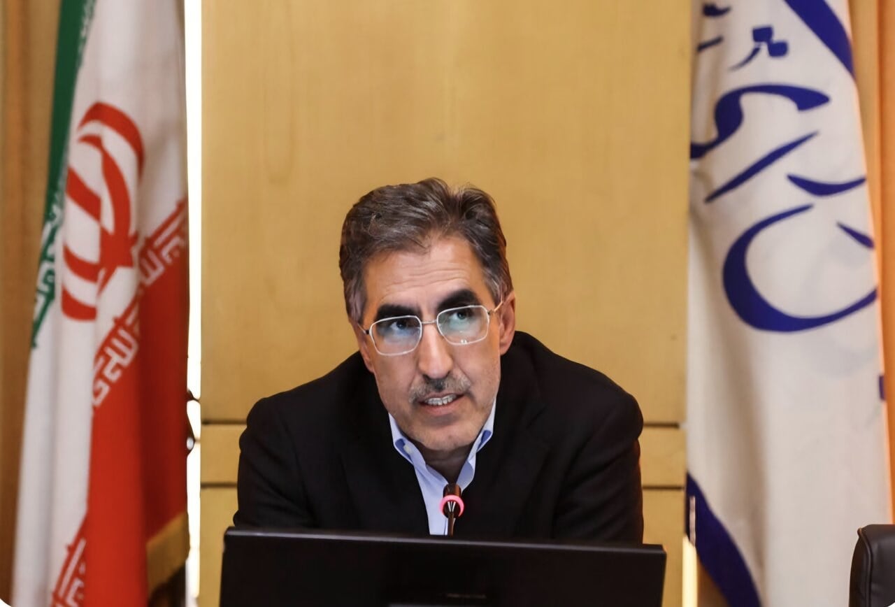 ثبت نشدن سفارش برای واردات خودرو، پذیرفتنی نیست