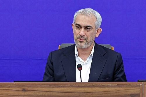 وزیر اقتصاد از مردم عذرخواهی کرد و برنامه مهار تورم و ساماندهی بانک های ناتراز را تشریح کرد