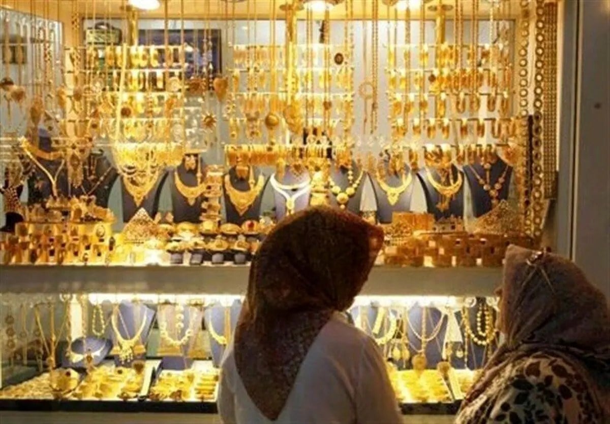 طلا و سکه در هفته پرنوسان؛ اونس جهانی عقب نشست اما قیمتها در بازار داخلی بالا ماند