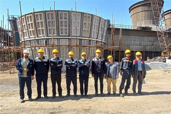 تكمیل عملیات بازسازی و مونتاژ دیفیوزرهای برجهای خنككننده نیروگاه حرارتی؛ افزایش حداقل ۵ مگاواتی ظرفیت تولید برق