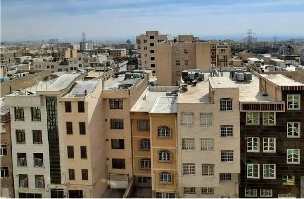 خانههای ۲۵ متری جنجالساز شدند؛ انتقاد تند اتحادیه املاک از مسکن کوچکمتراژ