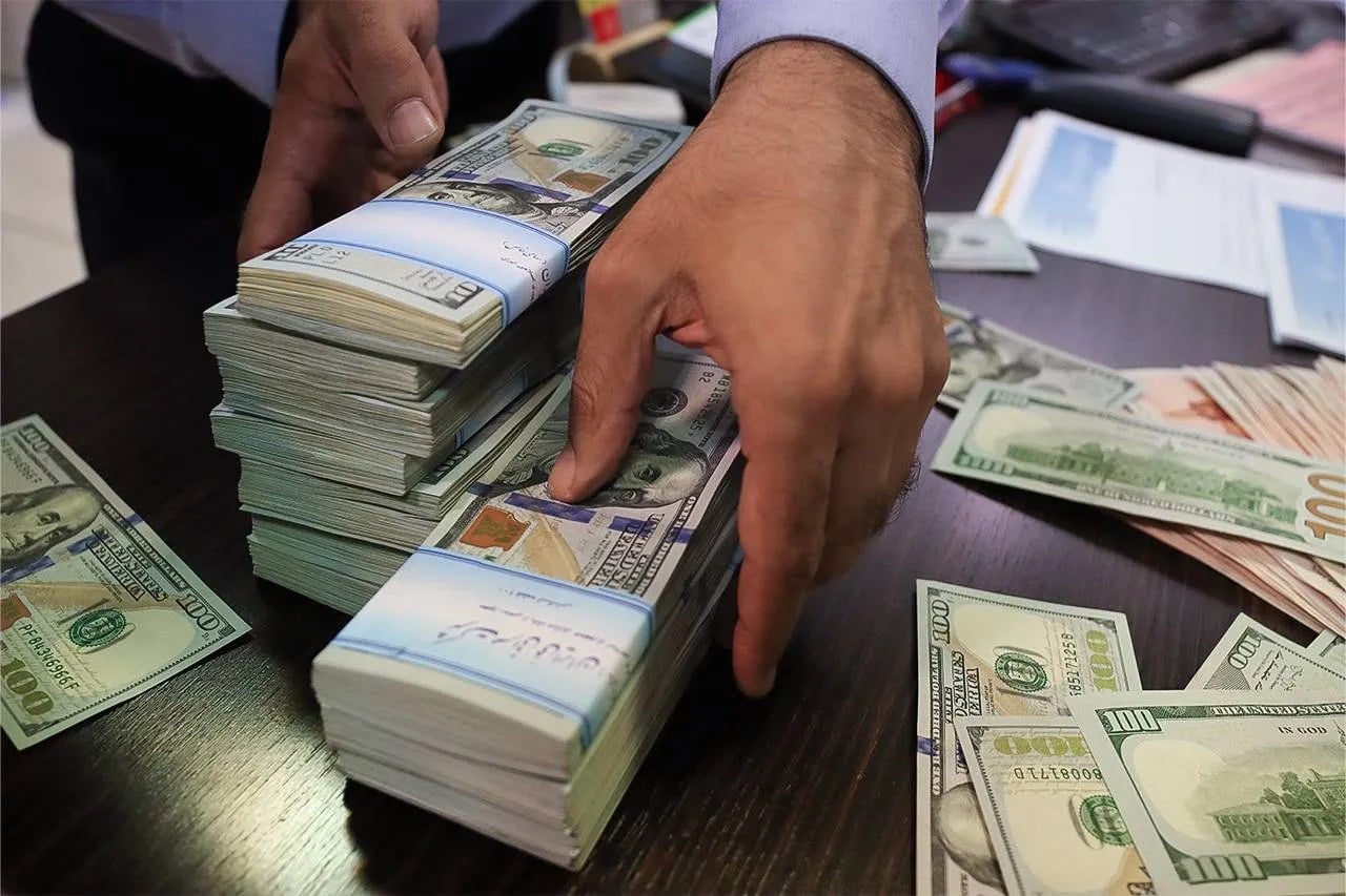 مهلت واردکنندگان برای ترخیص کالا و ماشینآلات افزایش یافت