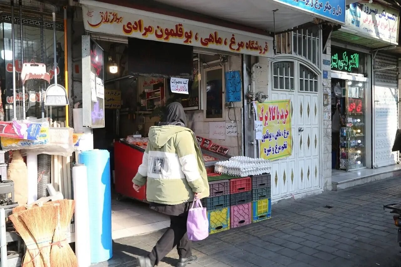 ۷۰ درصد قیمت کالا پیش از رسیدن به مغازه تعیین میشود | چرا یک کالا چند قیمت دارد؟