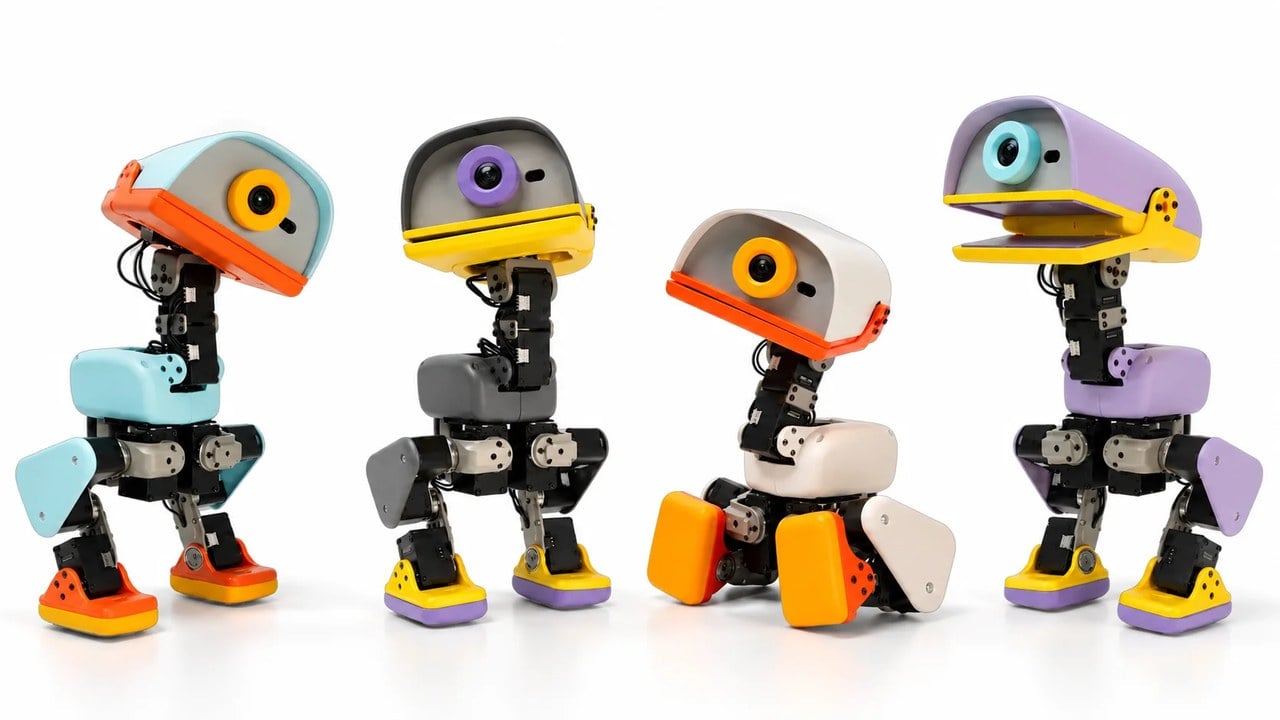 ربات اردکی Microduck معرفی شد؛ یک همراه بامزه که راه میرود و مهارتهای جدید یاد میگیرد!