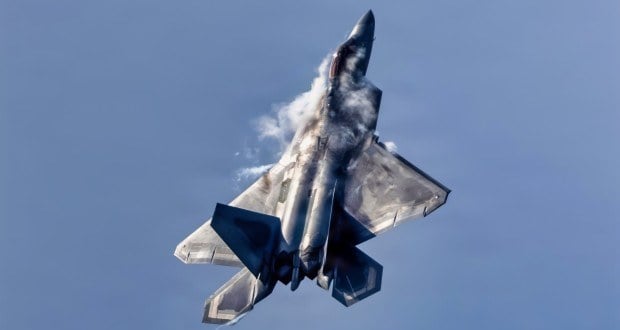 قیمت هر F-22 رپتور شما را شوکه میکند؛ دلایل گرانی این جنگنده چه بود؟