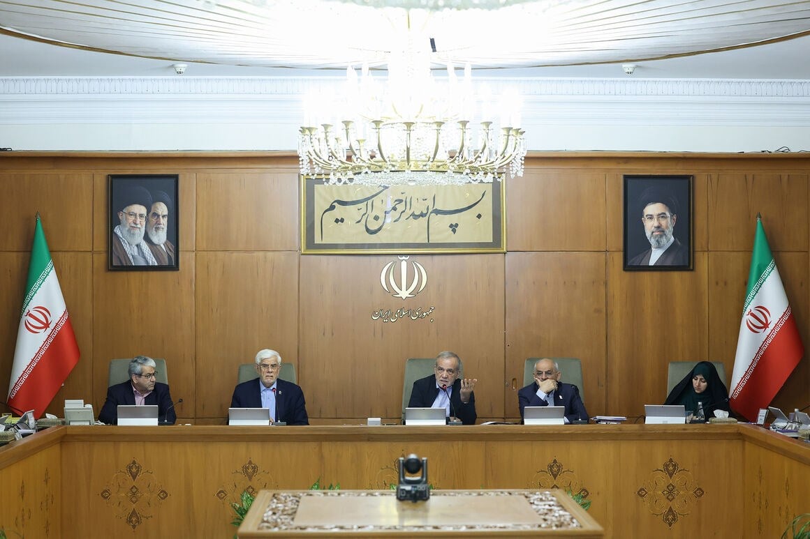 اجرای طرح سهشنبههای بدون خودرو بهمنظور کاهش مصرف بنزین ضروری است