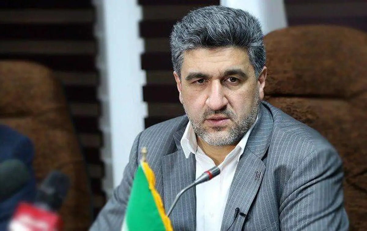 رییس سازمان بورس شرط تغییر دامنه نوسان را اعلام کرد/نرخ خوراک پالایشگاهها هرچه سریعتر ابلاغ شود