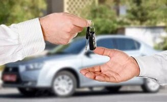 قیمت خودرو از کنترل خارج شد؛ بازار در شوک گرانی و رکود+ جدول قیمت