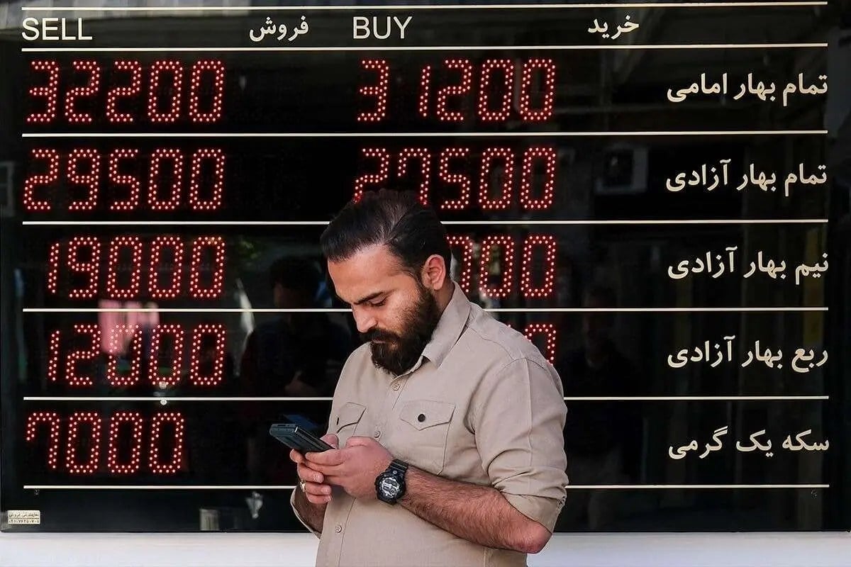 دلار ثابت ماند، طلا و سکه ارزان شدند